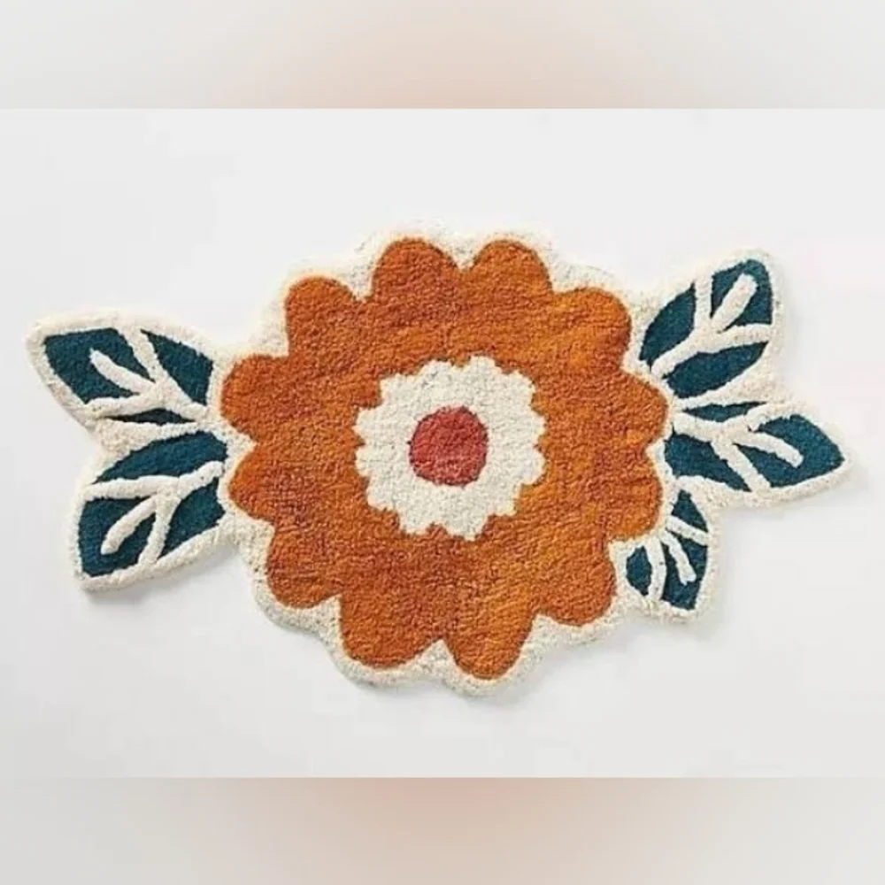 NWT Anthro Tufted Bouquet Bath Mat